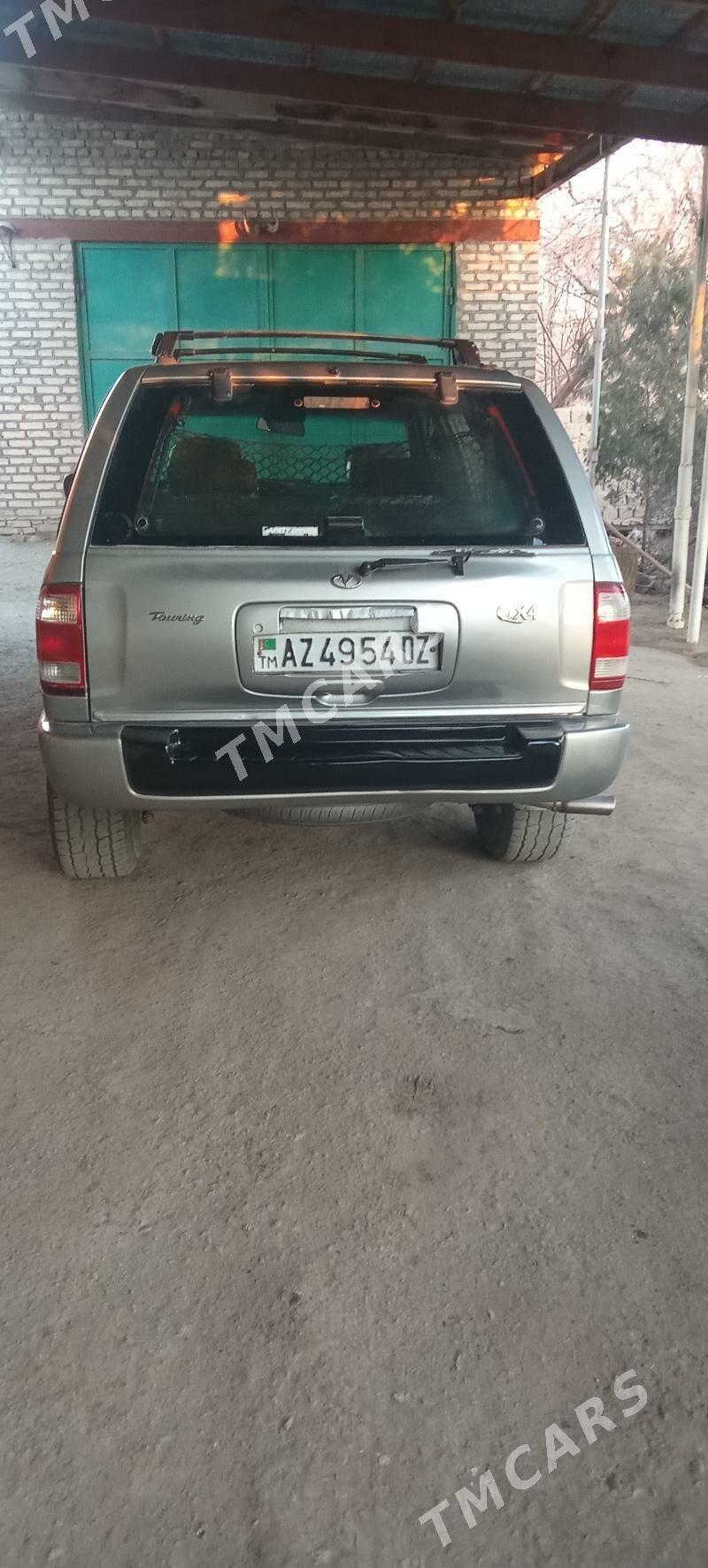 Infiniti QX4 1999 - 100 000 TMT - Гороглы (Тагта) - img 1