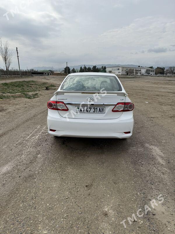 Toyota Corolla 2012 - 140 000 TMT - Ак-Бугдайский этрап - img 2