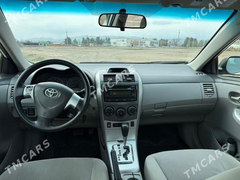 Toyota Corolla 2012 - 140 000 TMT - Ак-Бугдайский этрап - img 6