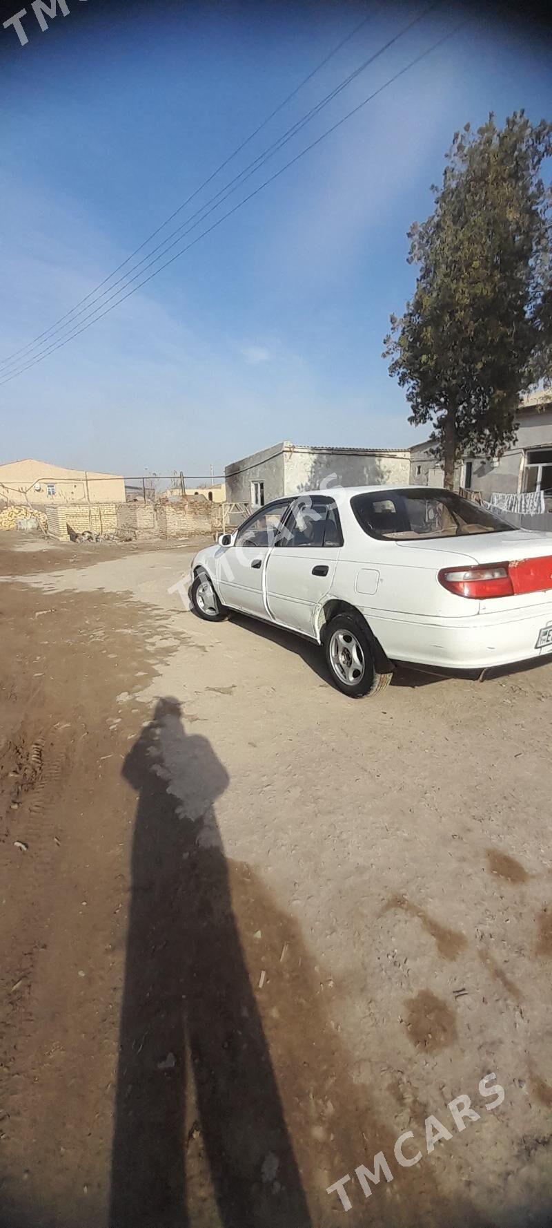 Toyota Carina 1994 - 32 000 TMT - Халач - img 6