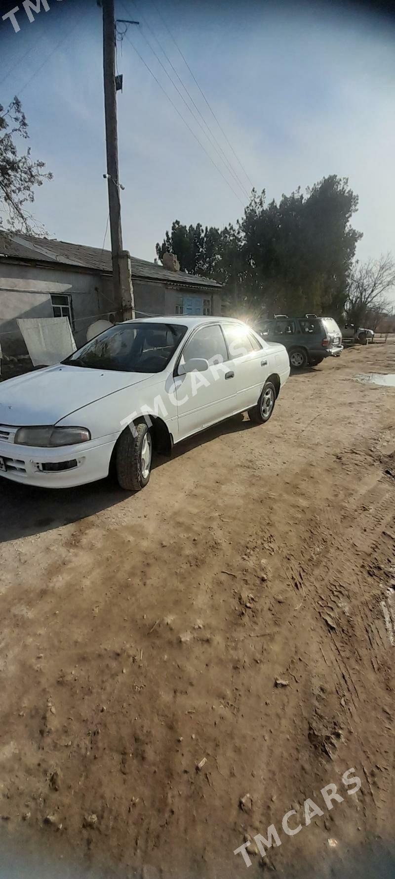 Toyota Carina 1994 - 32 000 TMT - Халач - img 5