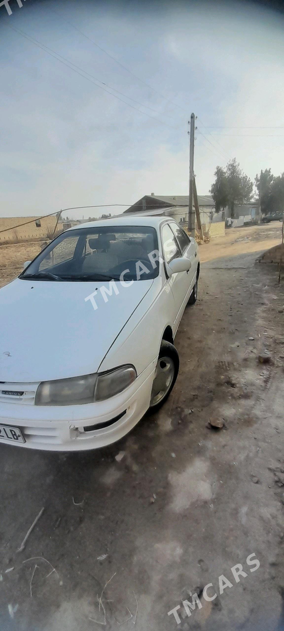 Toyota Carina 1994 - 32 000 TMT - Халач - img 8