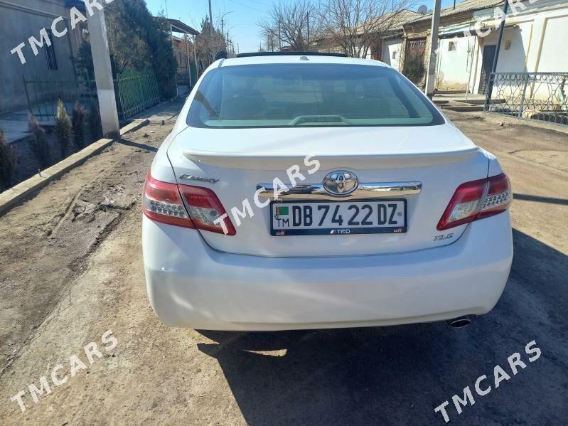 Toyota Camry 2010 - 215 000 TMT - Дашогуз - img 6