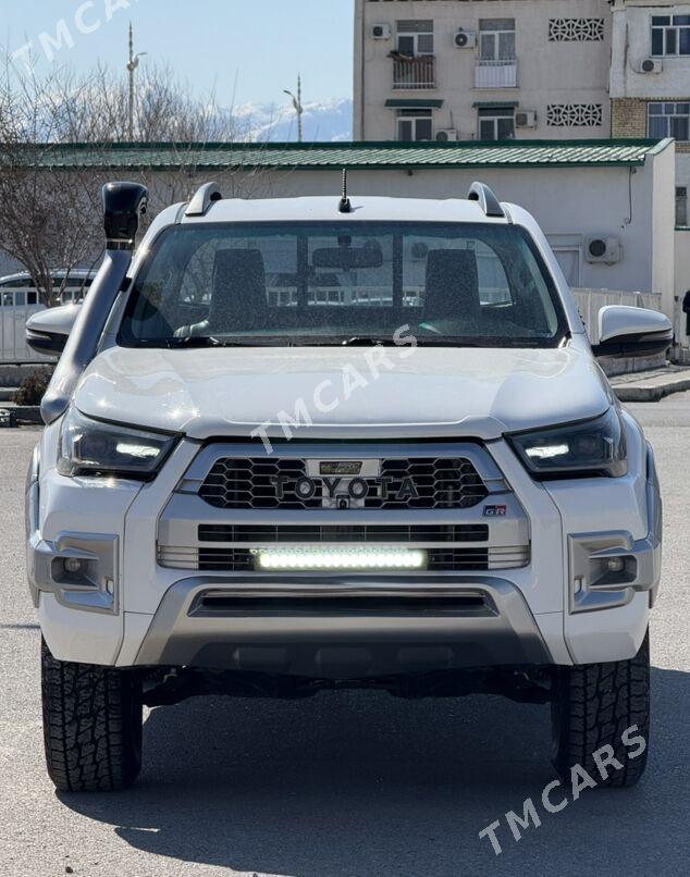 Toyota Hilux 2019 - 450 000 TMT - Aşgabat - img 8