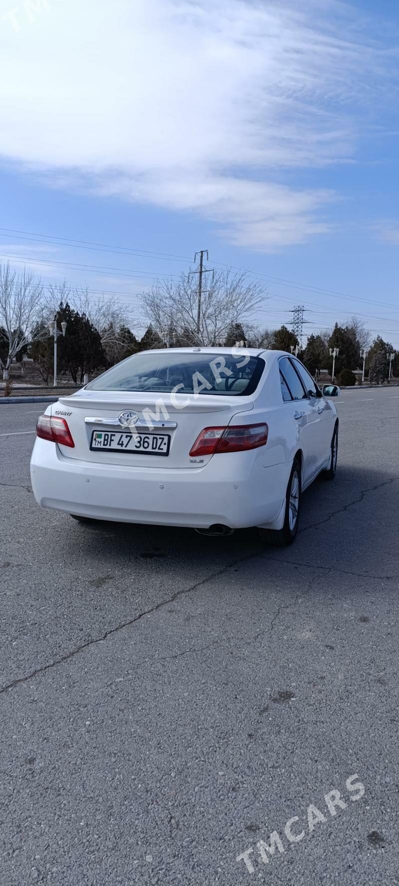 Toyota Camry 2007 - 135 000 TMT - Дашогуз - img 3