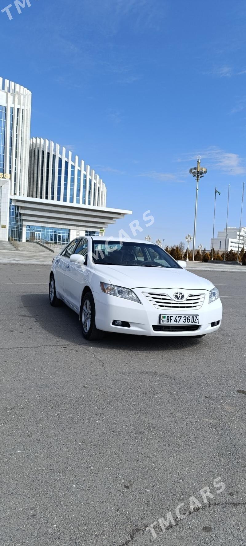 Toyota Camry 2007 - 135 000 TMT - Дашогуз - img 2