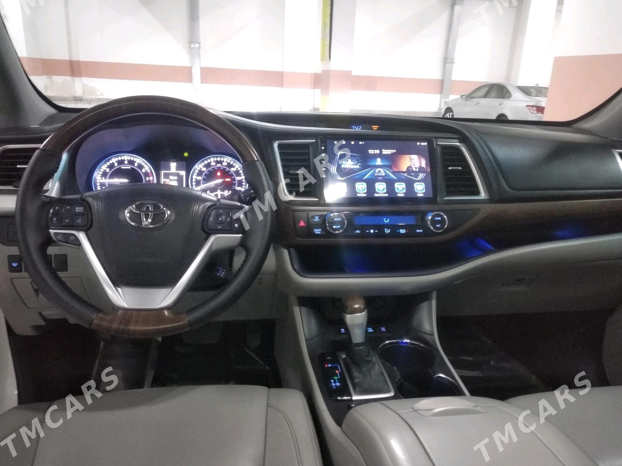 Toyota Highlander 2017 - 370 000 TMT - Ашхабад - img 6