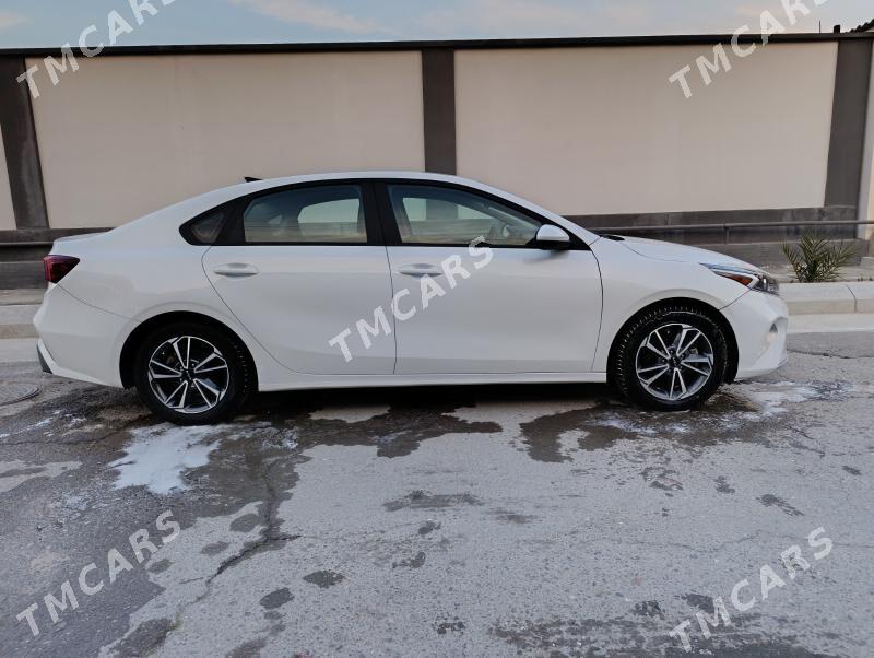 Kia Forte 2022 - 240 000 TMT - Ашхабад - img 5