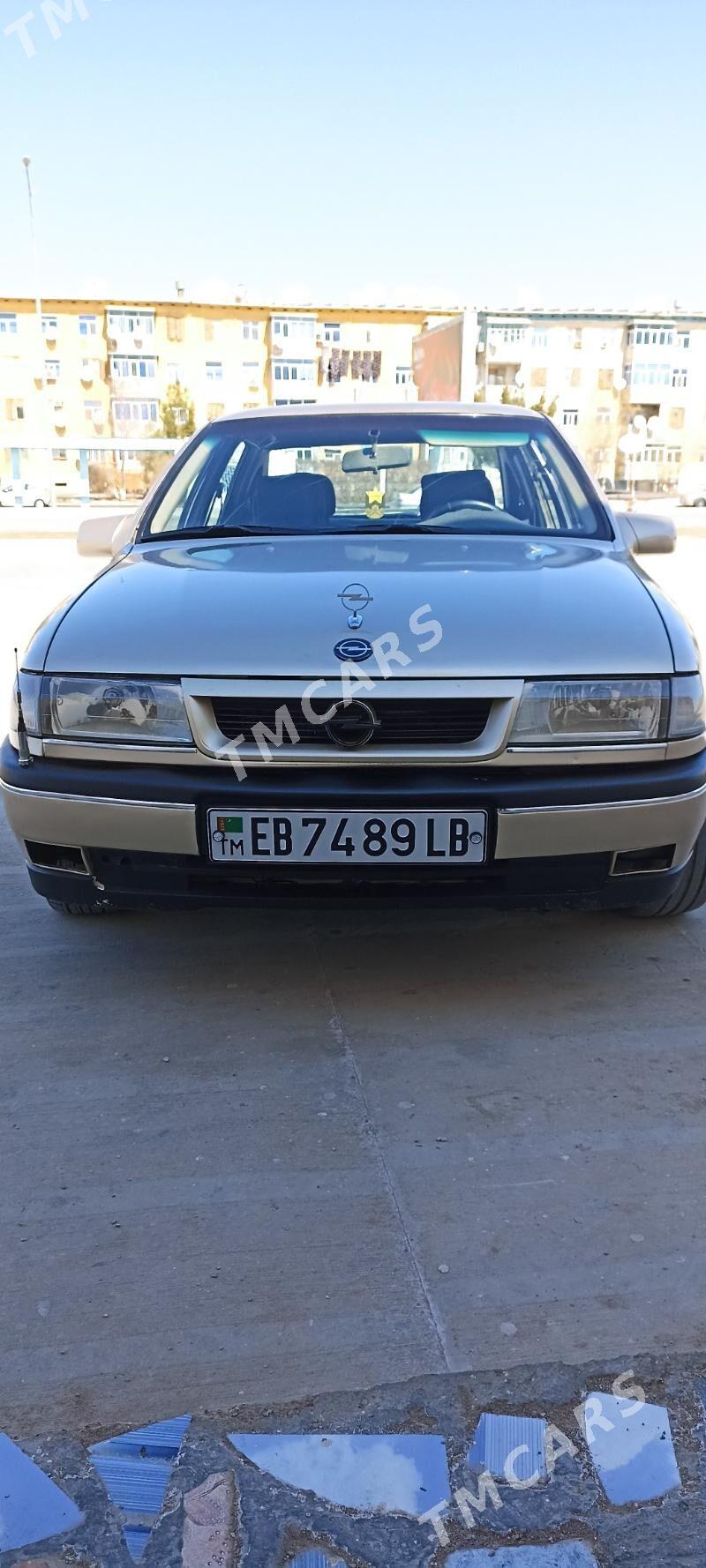 Opel Vectra 1991 - 32 000 TMT - Сейди - img 3