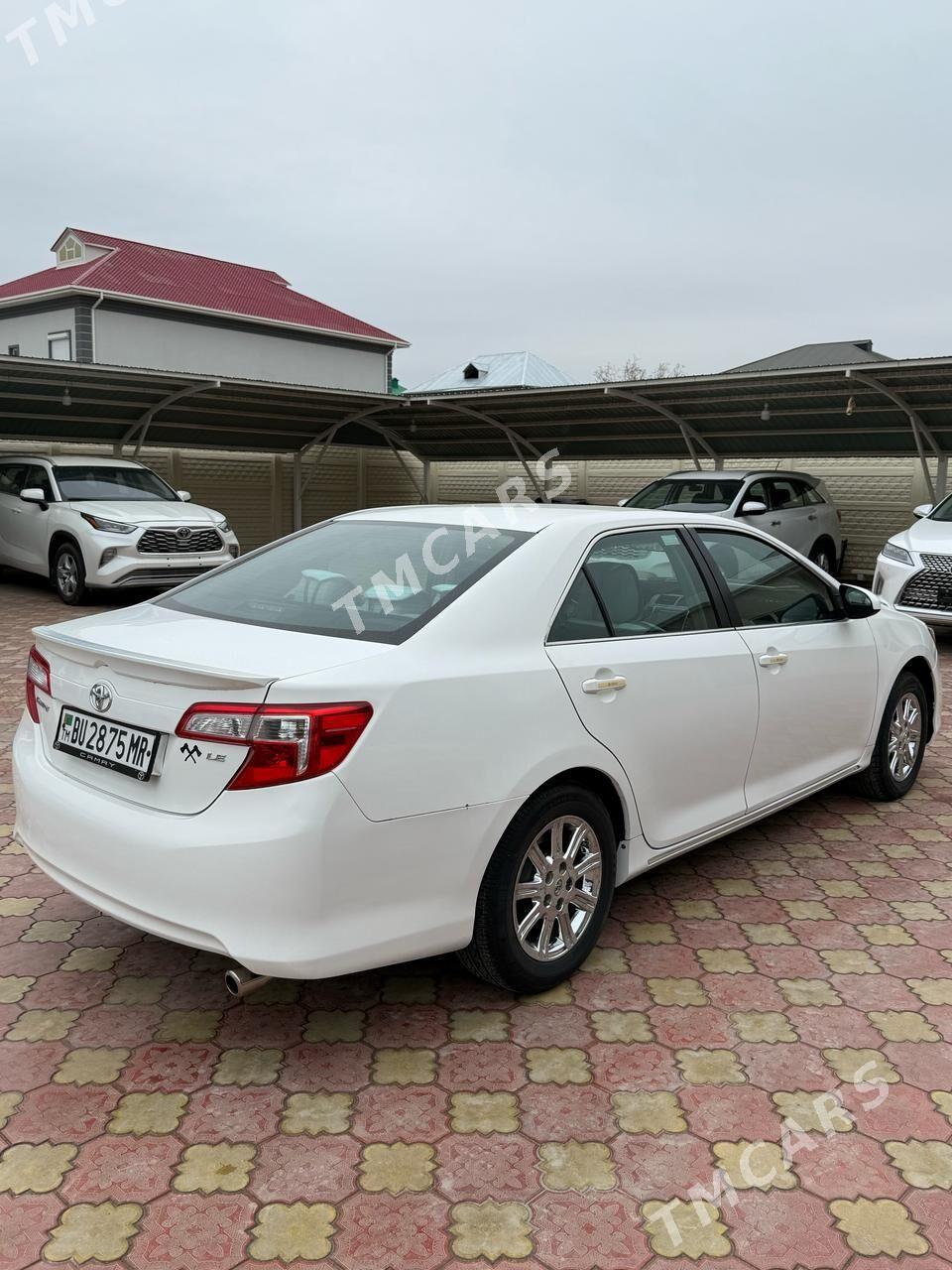 Toyota Camry 2012 - 200 000 TMT - Мары - img 2