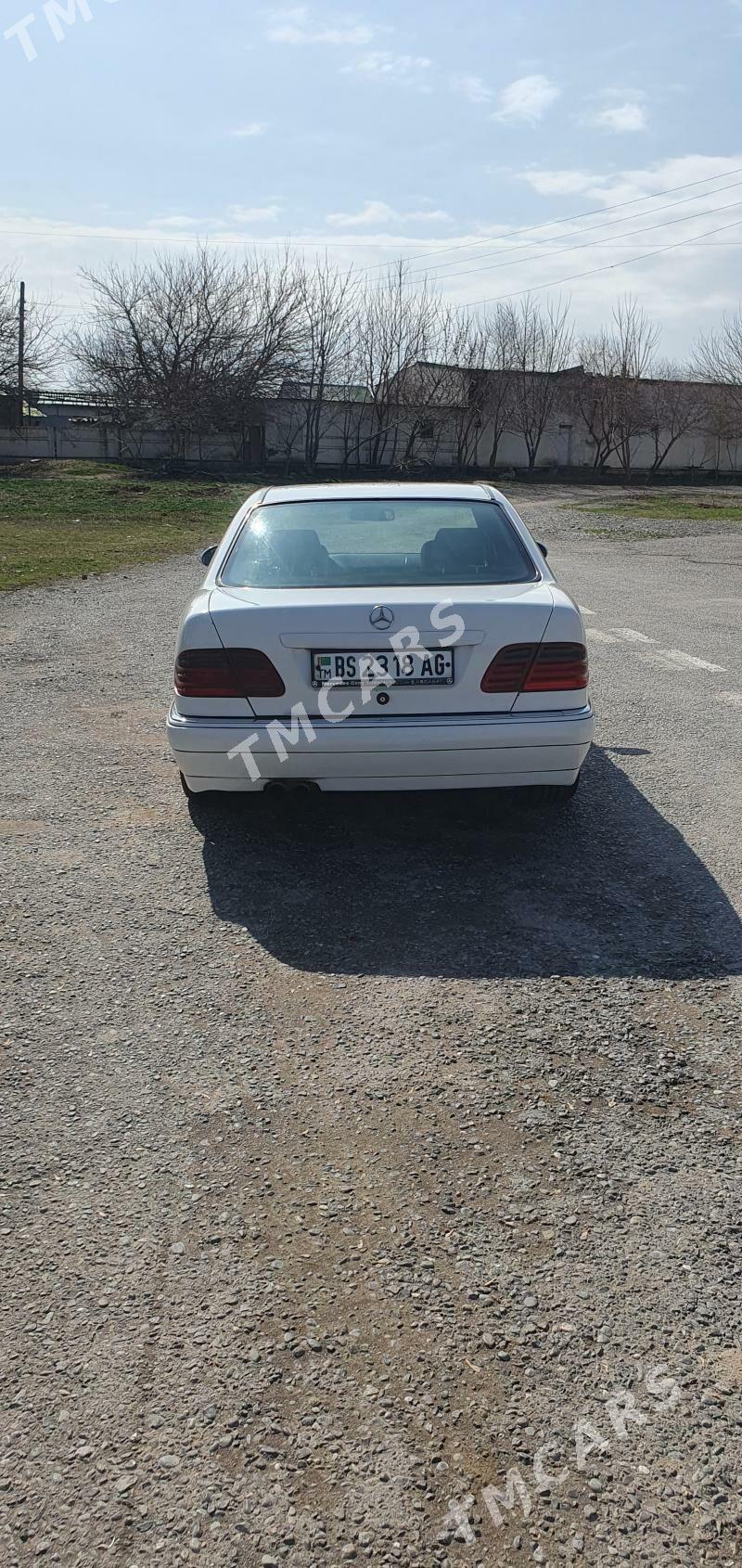 Mercedes-Benz E320 1996 - 70 000 TMT - Aşgabat - img 3