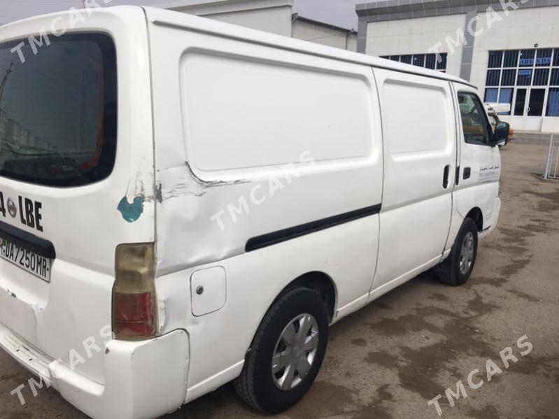 Nissan Urvan 2005 - 75 000 TMT - Mary - img 2