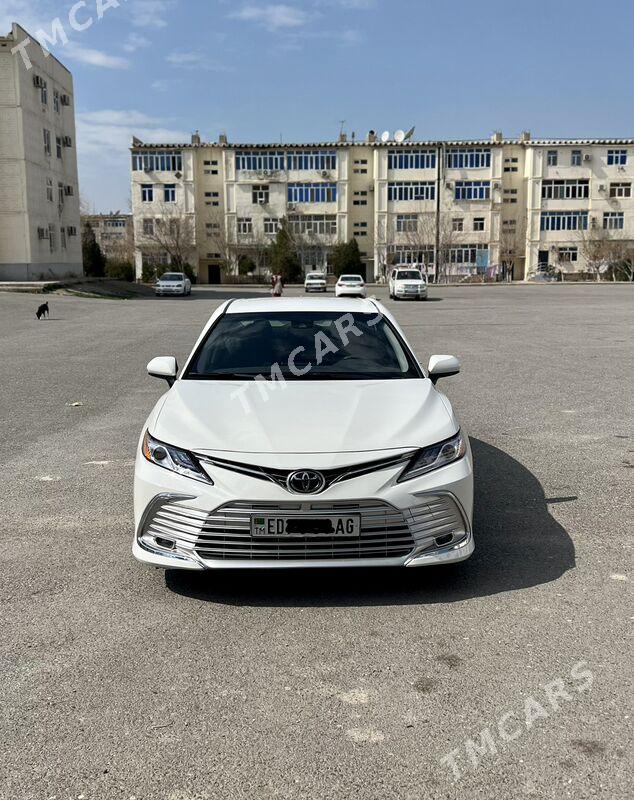 Toyota Camry 2022 - 370 000 TMT - Aşgabat - img 3