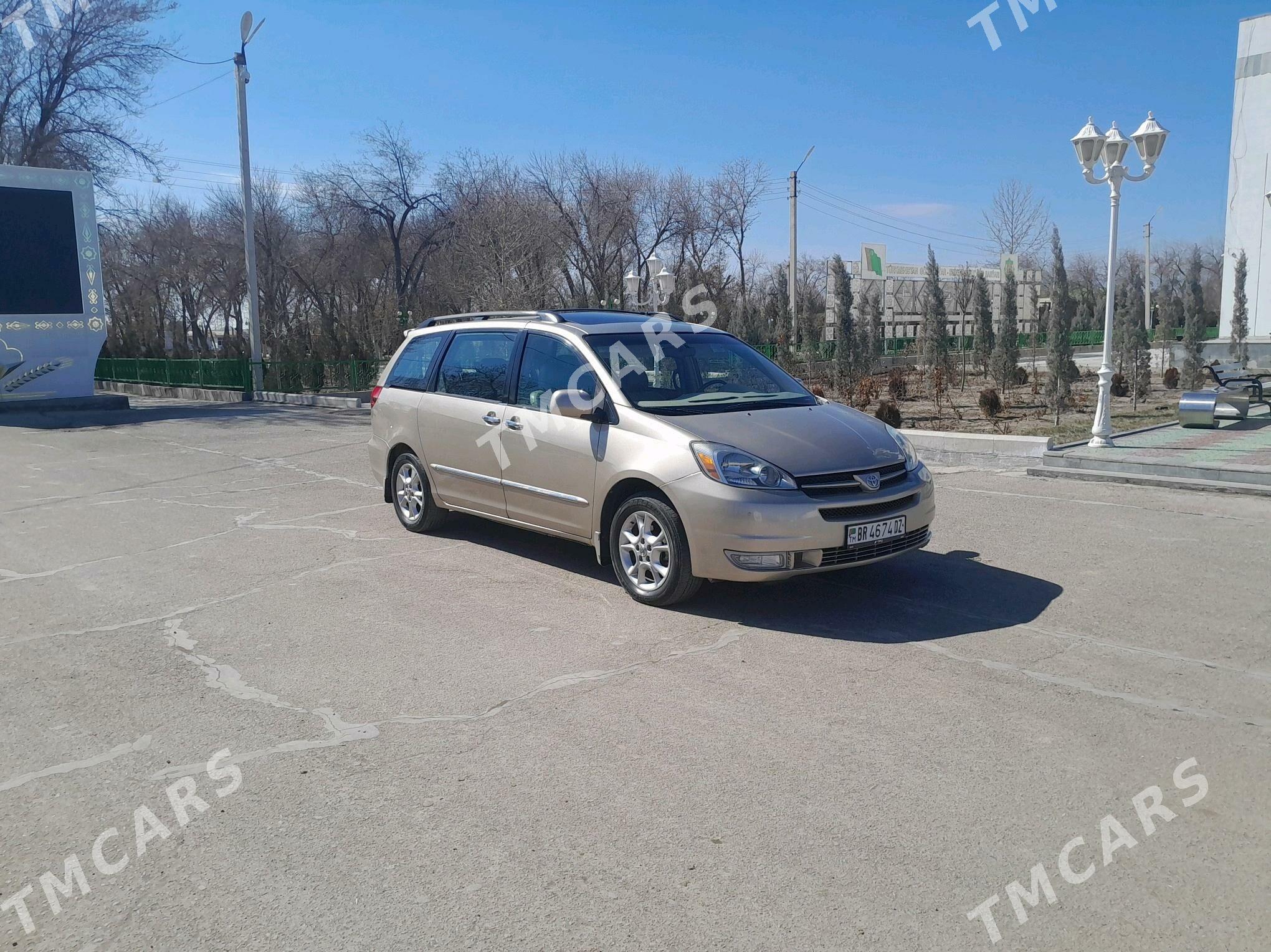 Toyota Sienna 2005 - 210 000 TMT - Губадаг - img 8