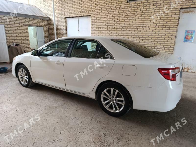 Toyota Camry 2012 - 180 000 TMT - Мары - img 9