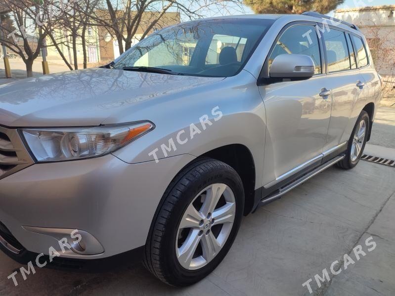 Toyota Highlander 2012 - 310 000 TMT - Türkmenabat - img 3