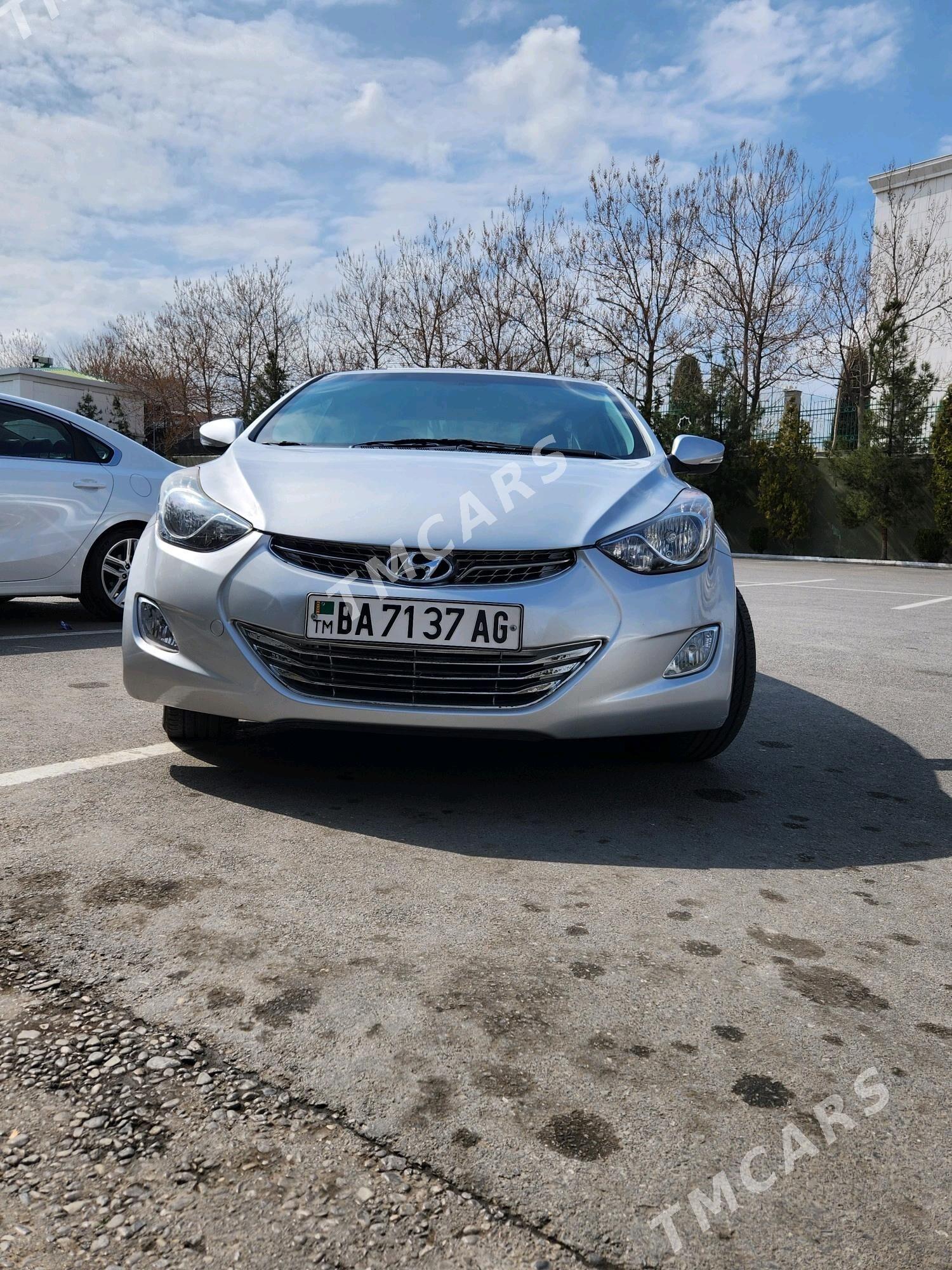 Hyundai Elantra 2012 - 167 000 TMT - Ашхабад - img 4