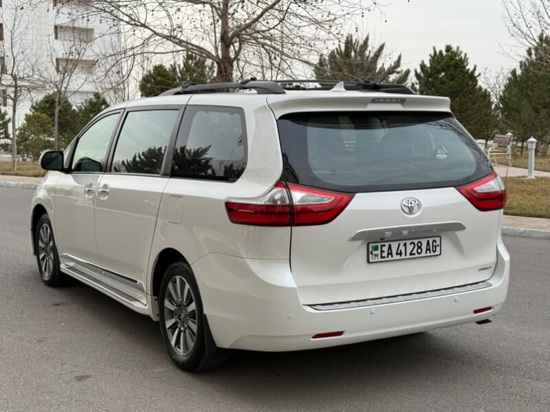 Toyota Sienna 2018 - 628 000 TMT - Aşgabat - img 6