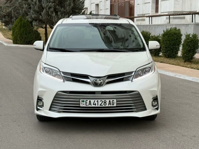 Toyota Sienna 2018 - 625 000 TMT - Ашхабад - img 5