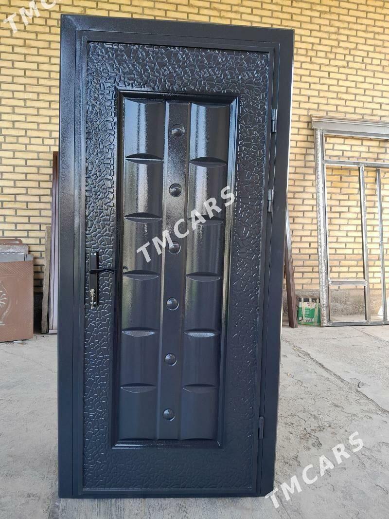 Daşky gapy - Aşgabat - img 1