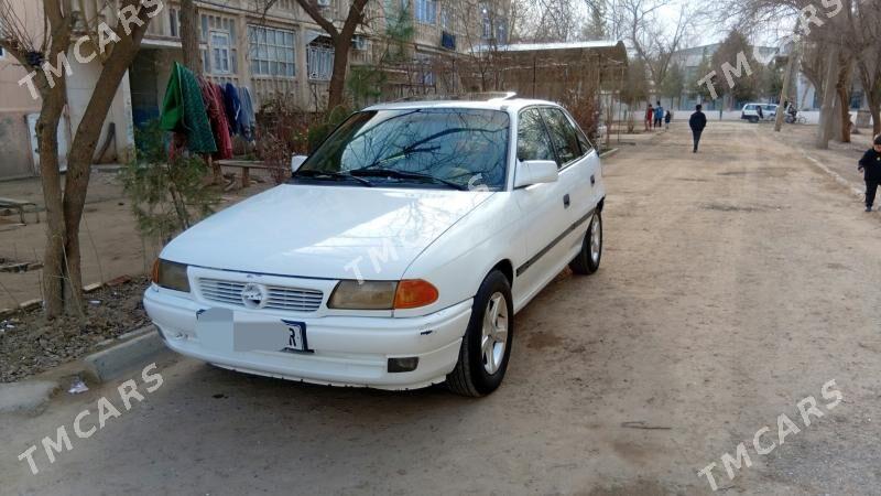 Opel Astra 1993 - 43 000 TMT - Мары - img 2