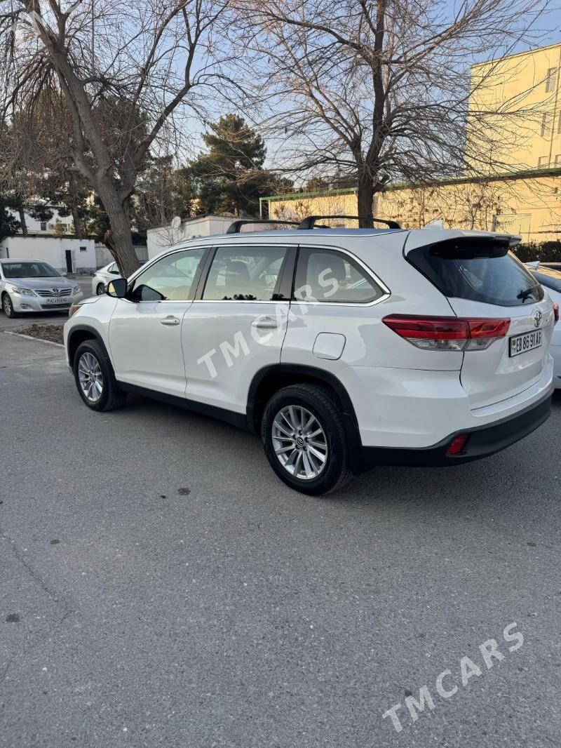 Toyota Highlander 2019 - 485 000 TMT - Ашхабад - img 2