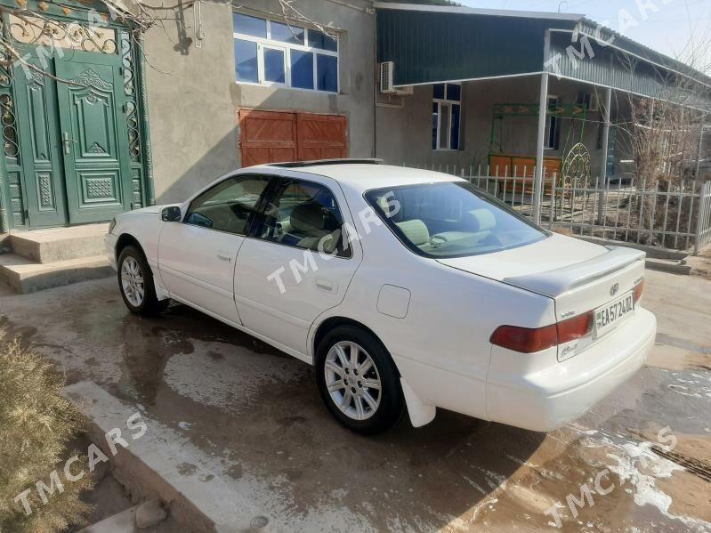 Toyota Camry 2001 - 130 000 TMT - Köneürgenç - img 4