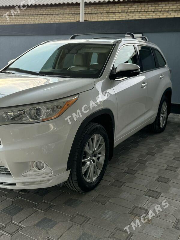 Toyota Highlander 2016 - 625 000 TMT - Мары - img 3
