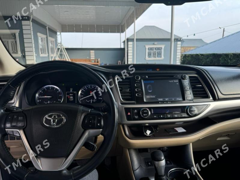 Toyota Highlander 2016 - 625 000 TMT - Мары - img 8