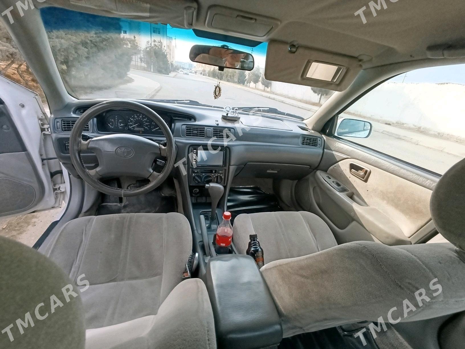 Toyota Camry 1998 - 105 000 TMT - Мары - img 11