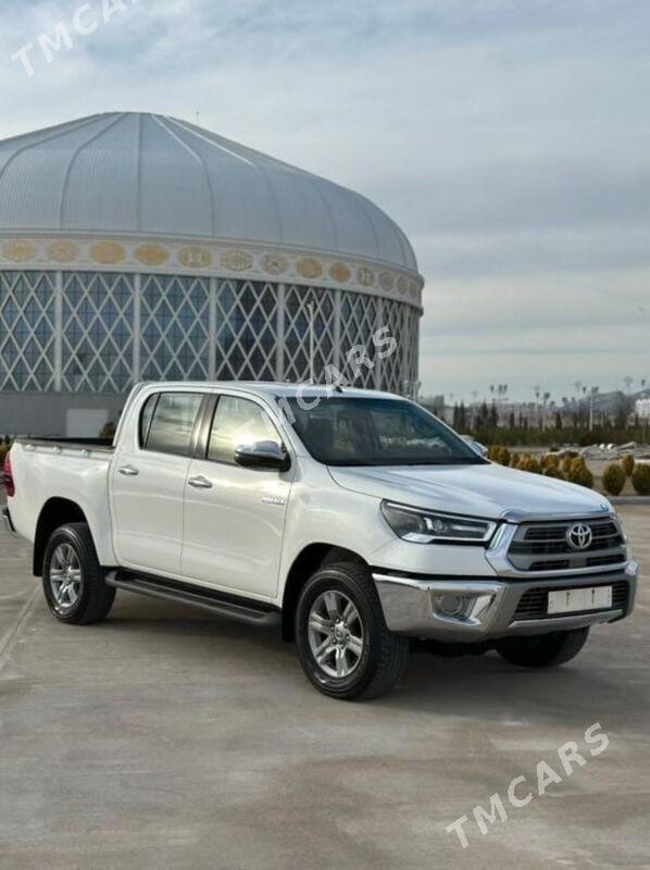 Toyota Hilux 2023 - 560 000 TMT - Ашхабад - img 5