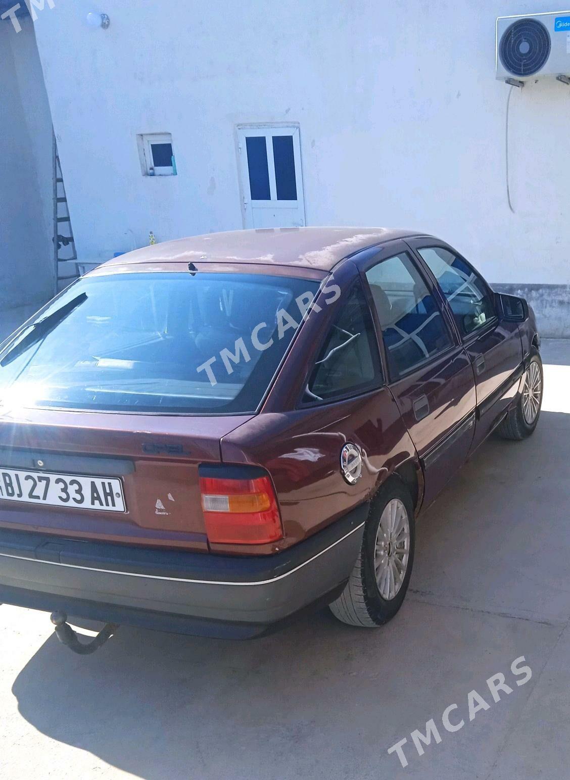 Opel Vectra 1993 - 22 000 TMT - Kaka - img 4