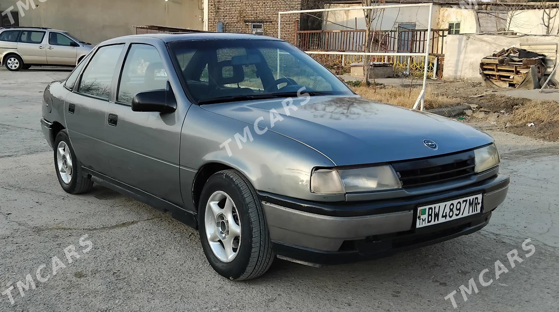 Opel Vectra 1988 - 25 000 TMT - Мары - img 4