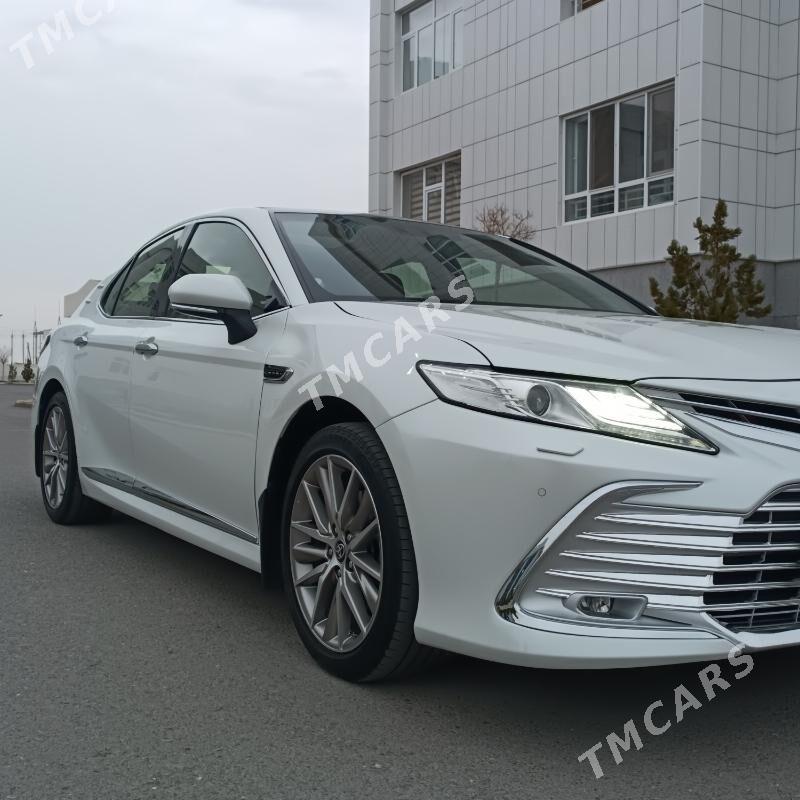 Toyota Camry 2022 - 610 000 TMT - Гуртли - img 2