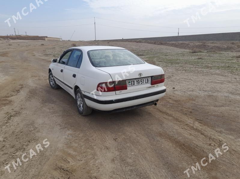 Toyota Carina 1995 - 55 000 TMT - Köýtendag - img 2