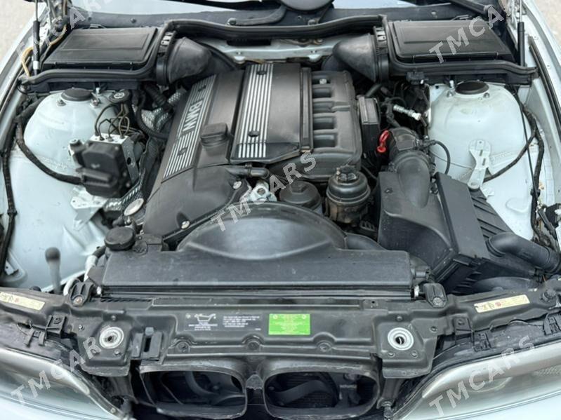 BMW E39 2003 - 133 000 TMT - Мары - img 4