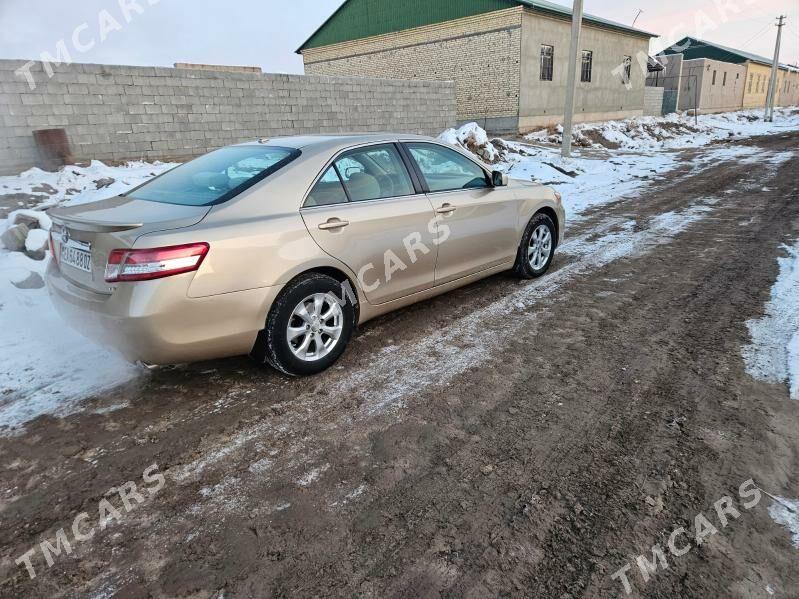 Toyota Camry 2010 - 178 000 TMT - Кёнеургенч - img 3