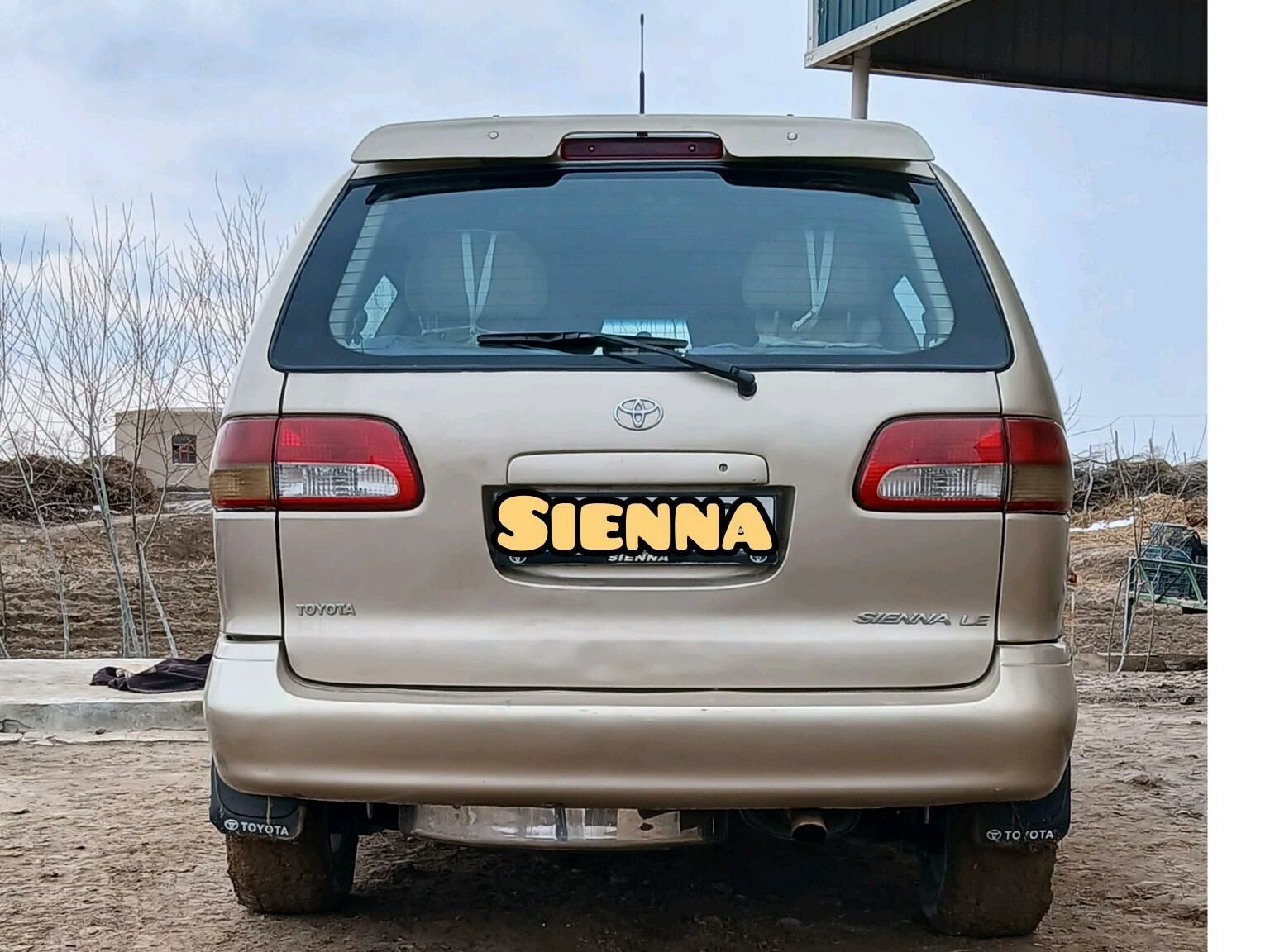 Toyota Sienna 2002 - 170 000 TMT - Кёнеургенч - img 5