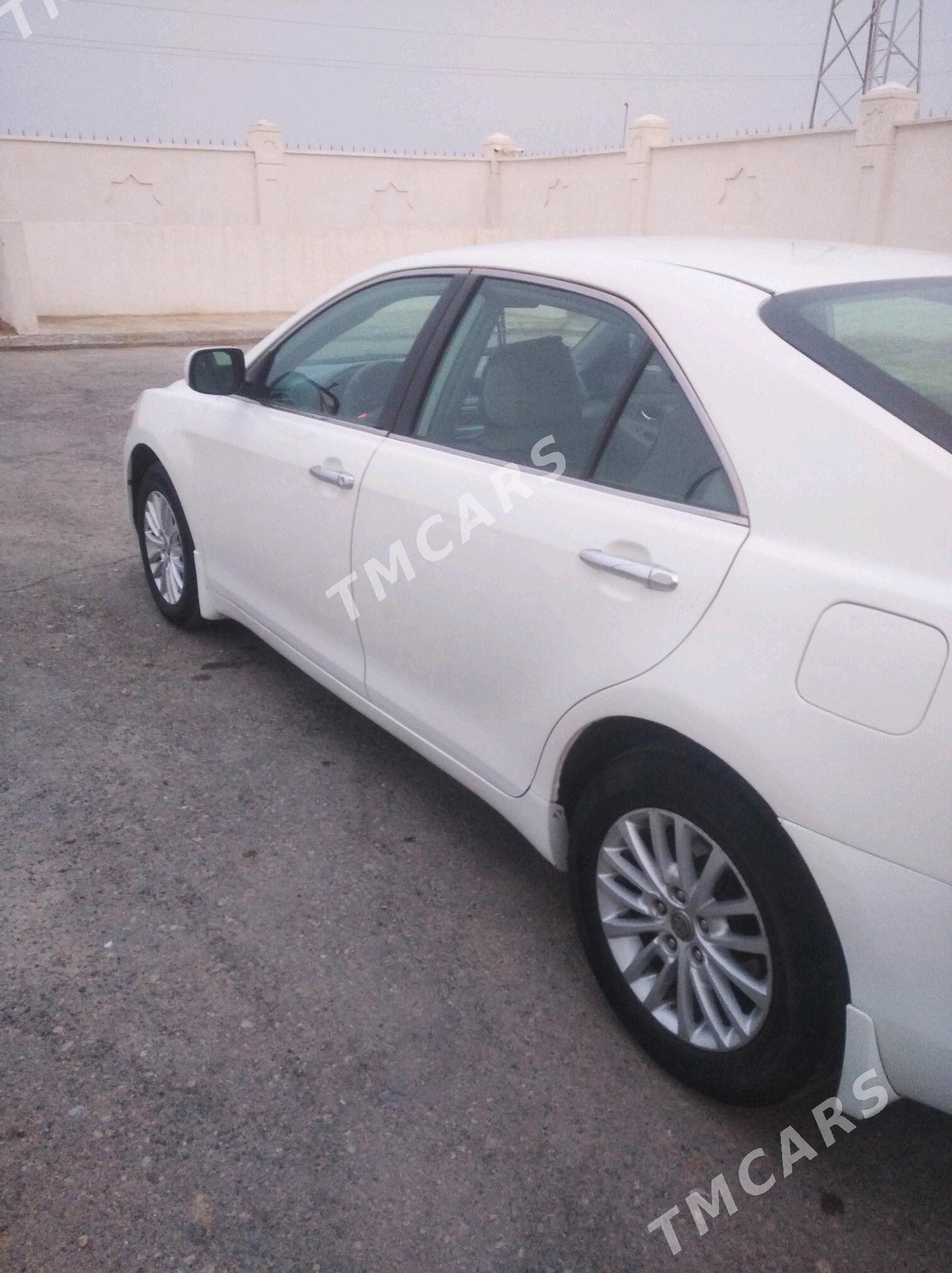 Toyota Camry 2008 - 130 000 TMT - Gazojak - img 2