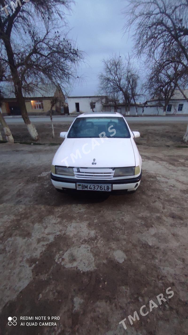 Opel Vectra 1990 - 22 000 TMT - Койтендаг - img 3