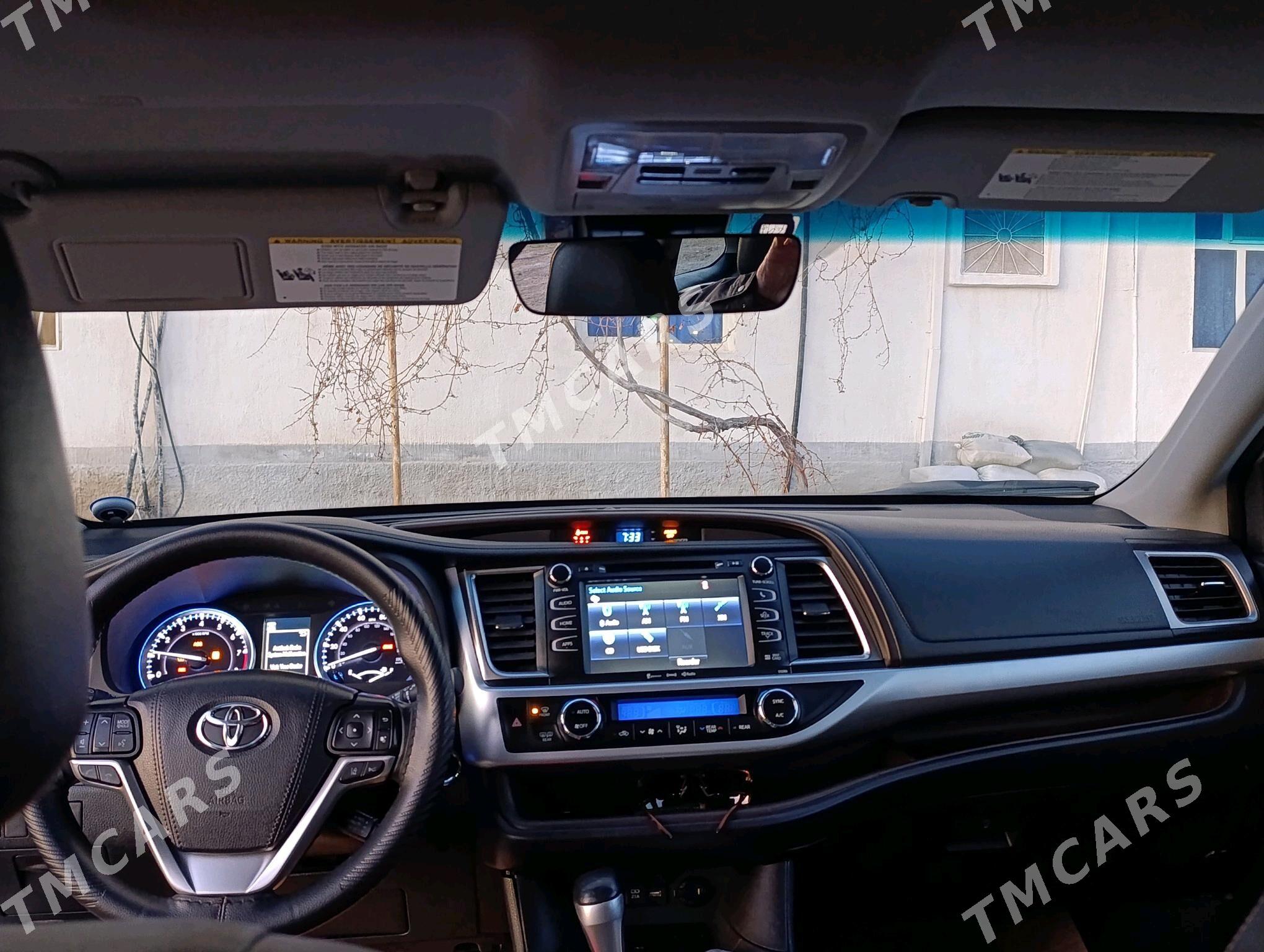 Toyota Highlander 2019 - 470 000 TMT - Türkmenbaşy - img 8