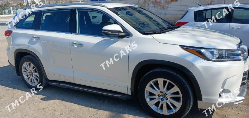 Toyota Highlander 2018 - 350 000 TMT - Aşgabat - img 5