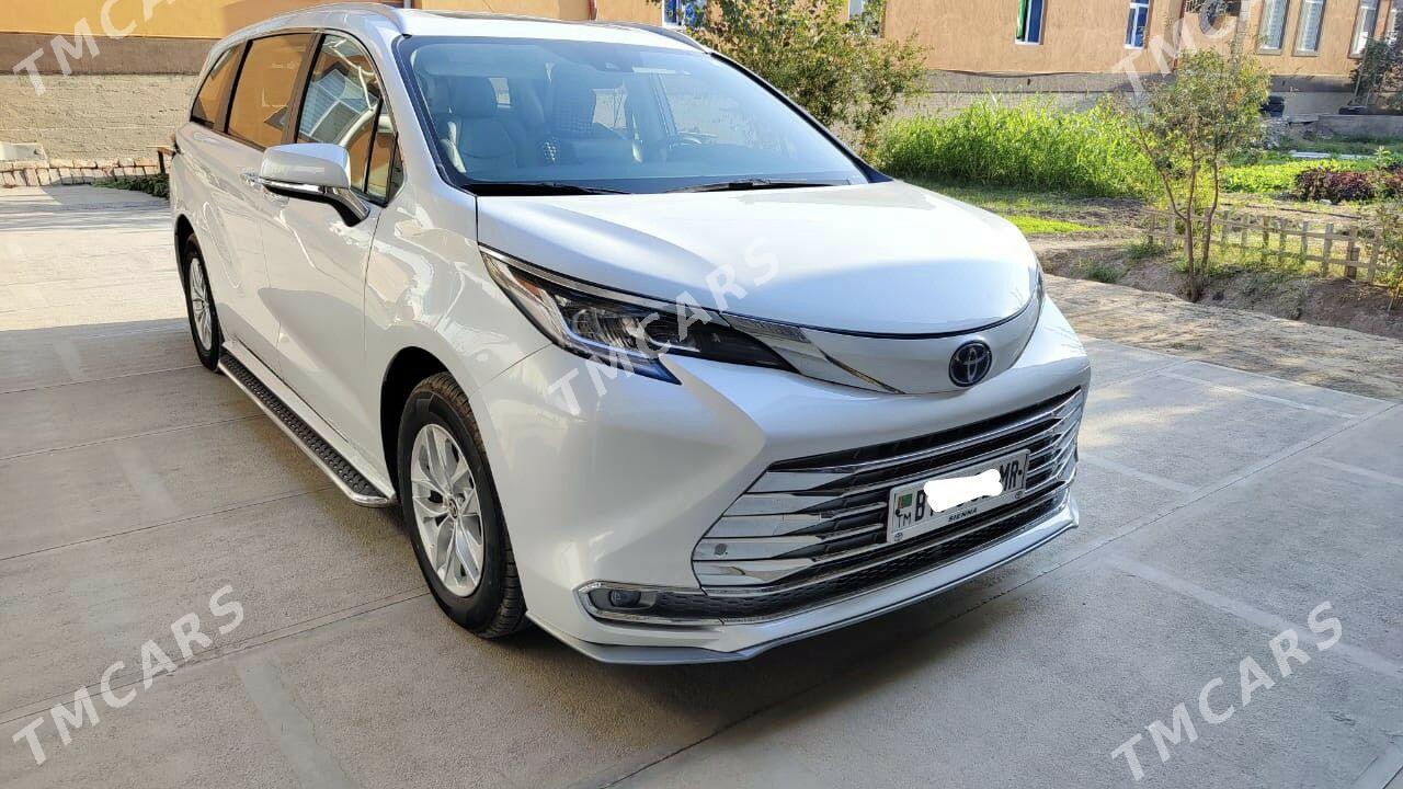 Toyota Sienna 2021 - 490 000 TMT - Мары - img 3