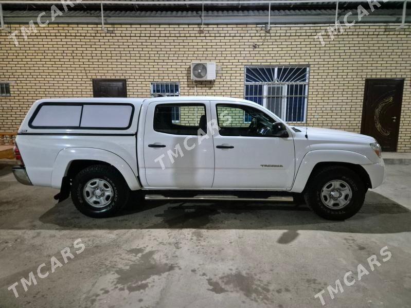 Toyota Tacoma 2014 - 295 000 TMT - Мары - img 6