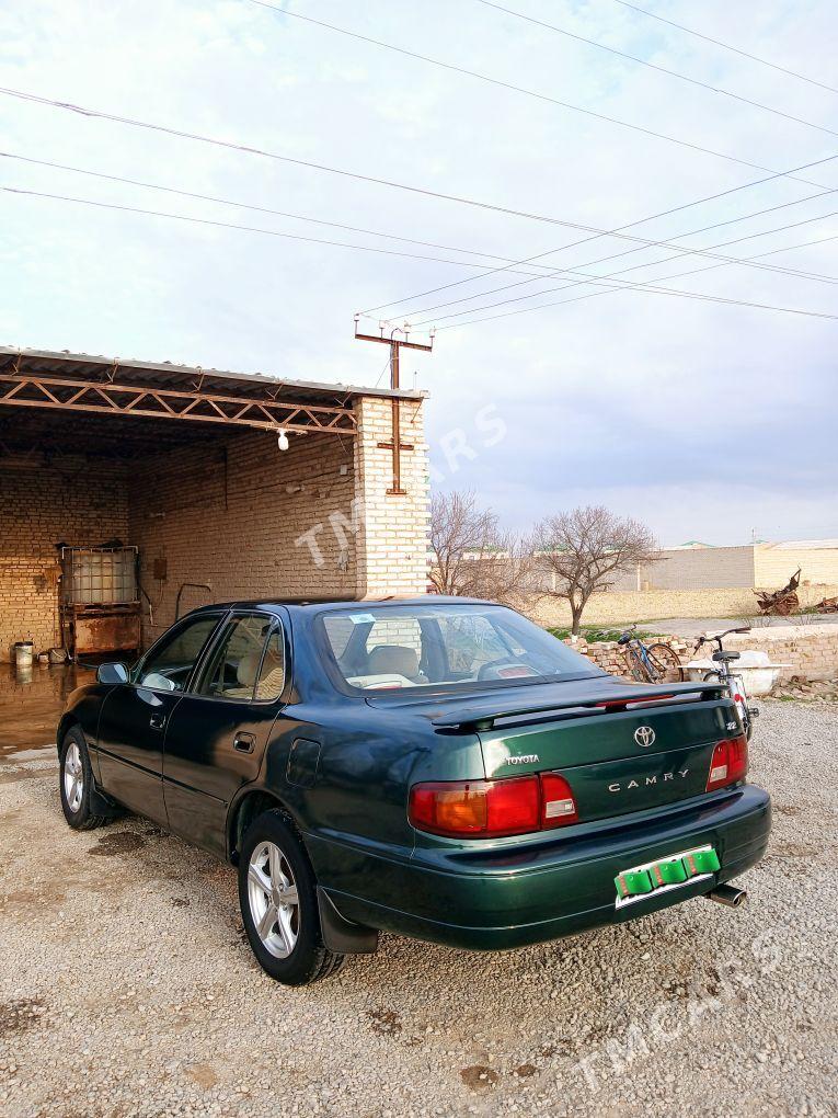 Toyota Camry 1996 - 83 000 TMT - Halaç - img 7