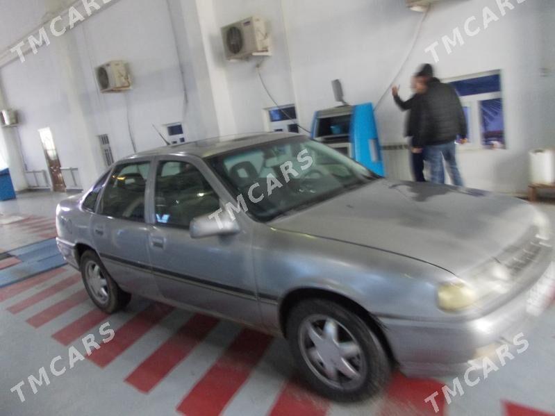 Opel Vectra 1994 - 36 000 TMT - Дашогуз - img 2