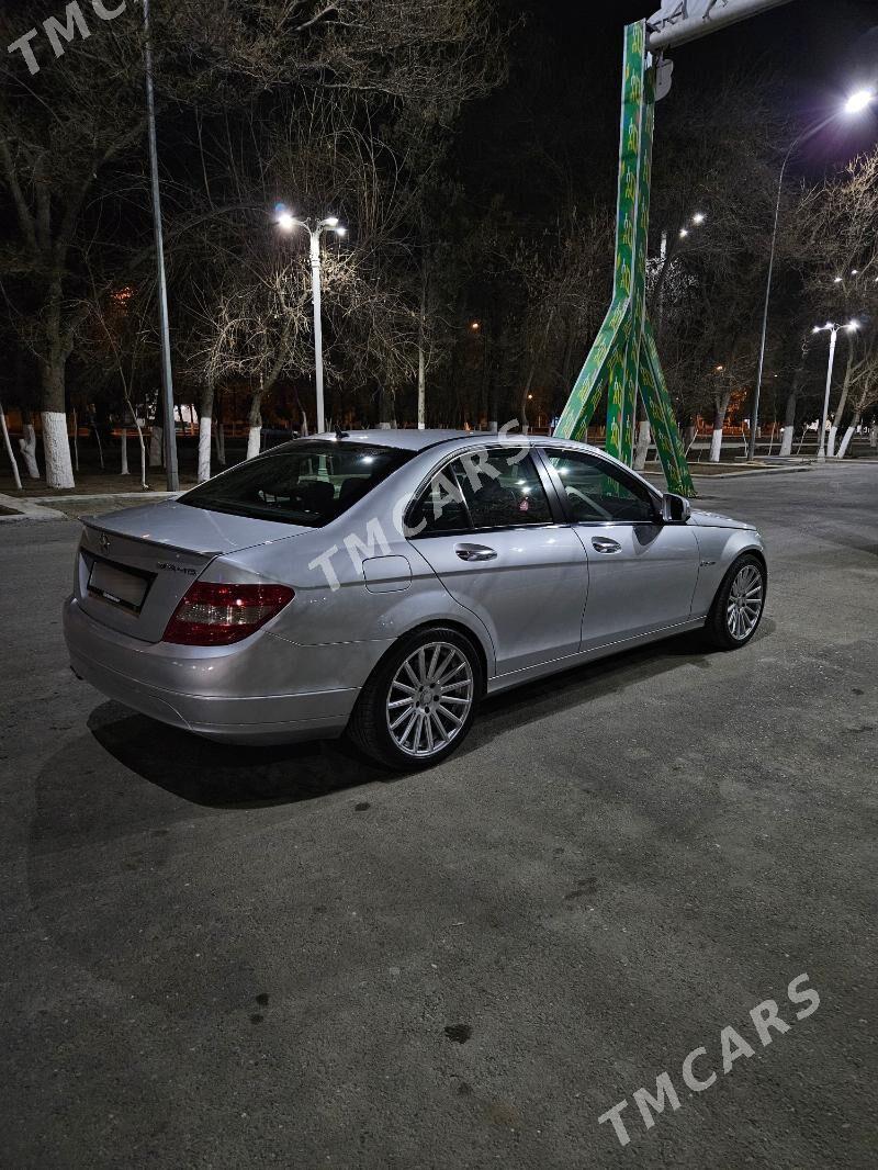 Mercedes-Benz C350 2009 - 160 000 TMT - Aşgabat - img 4