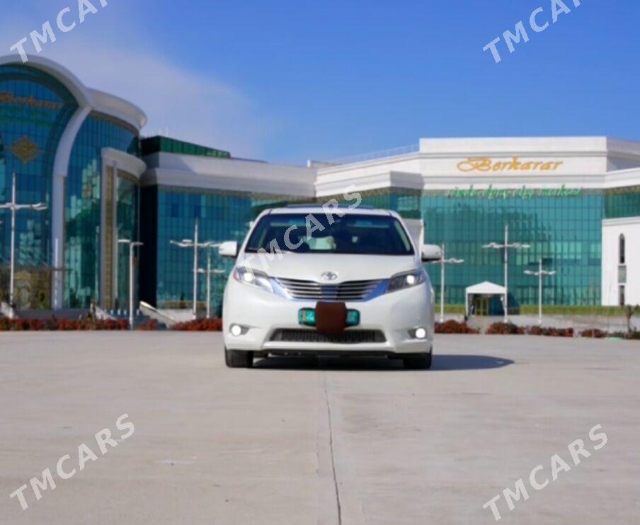 Toyota Sienna 2016 - 450 000 TMT - Aşgabat - img 4