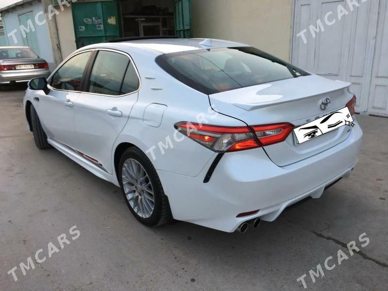 Toyota Camry 2019 - 340 000 TMT - Baýramaly - img 4