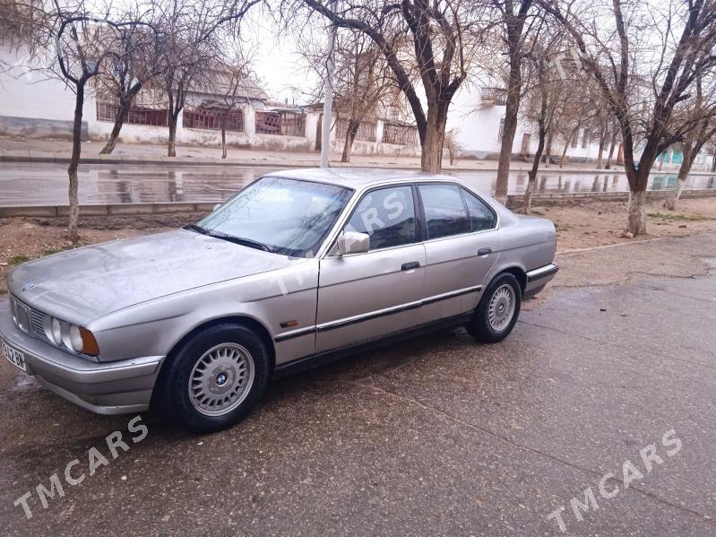 BMW 525 1990 - 30 000 TMT - Балканабат - img 4